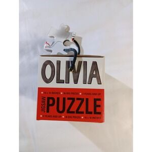 Mudpuppy Olivia Jigsaw Puzzle 36 Piece 16x16in Red Kids 2002 Interlocking